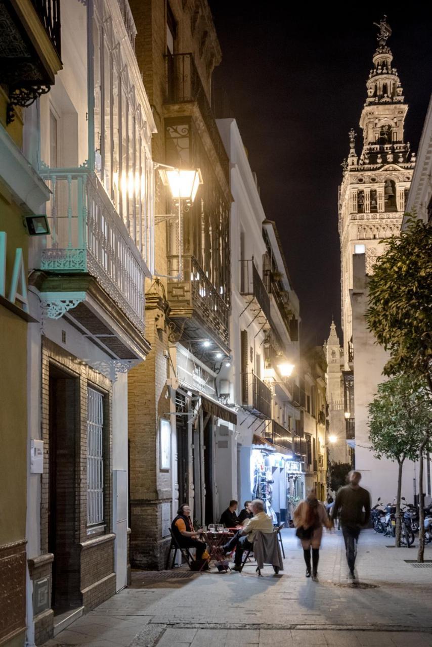 Lukanda Placentines Seville Exterior photo